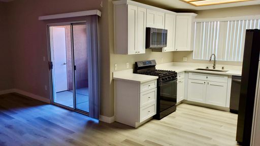2 Bedroom 2 Bath Lower Lever Henderson Condo-Sunridge Heights – photo 1