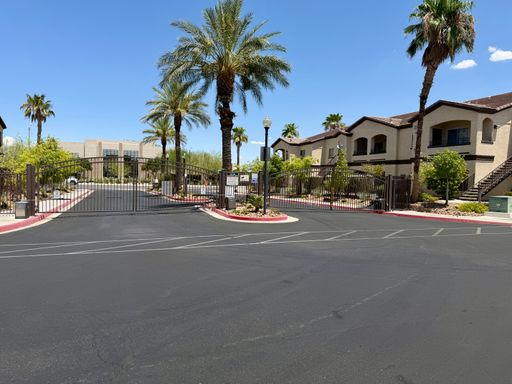 lowest price rental in henderson – photo 1