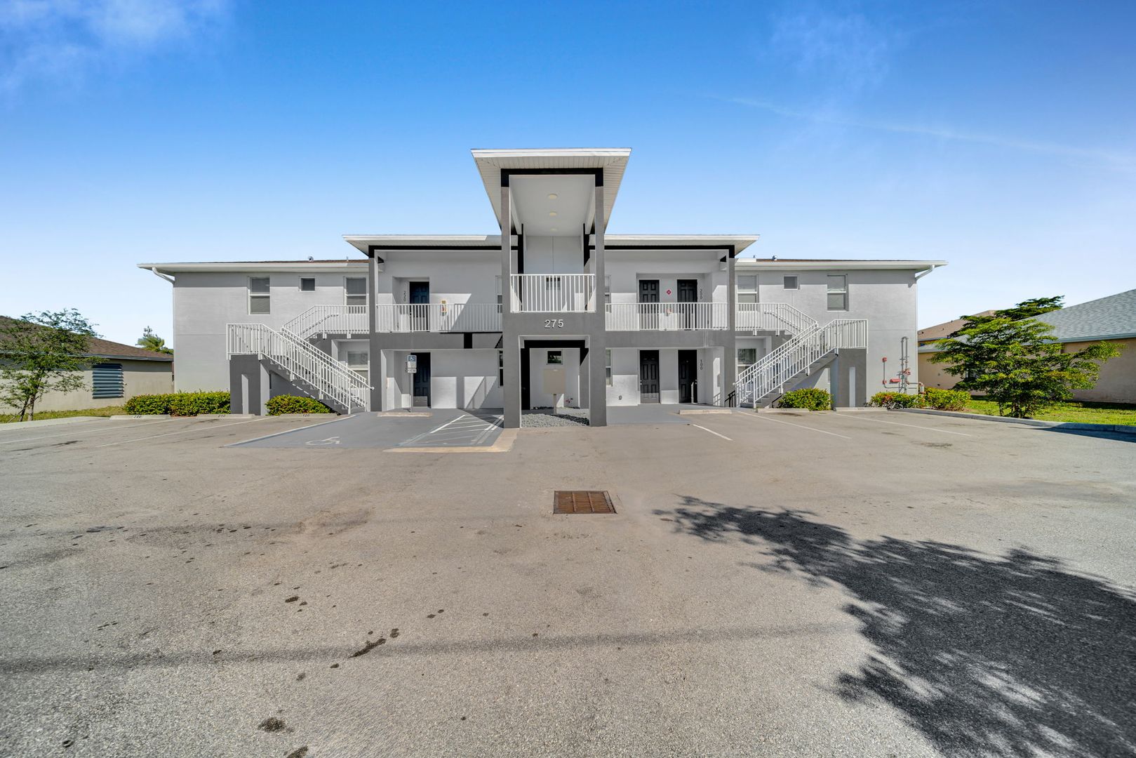 CAPE CORAL Apartment: 275 SW 4th ST