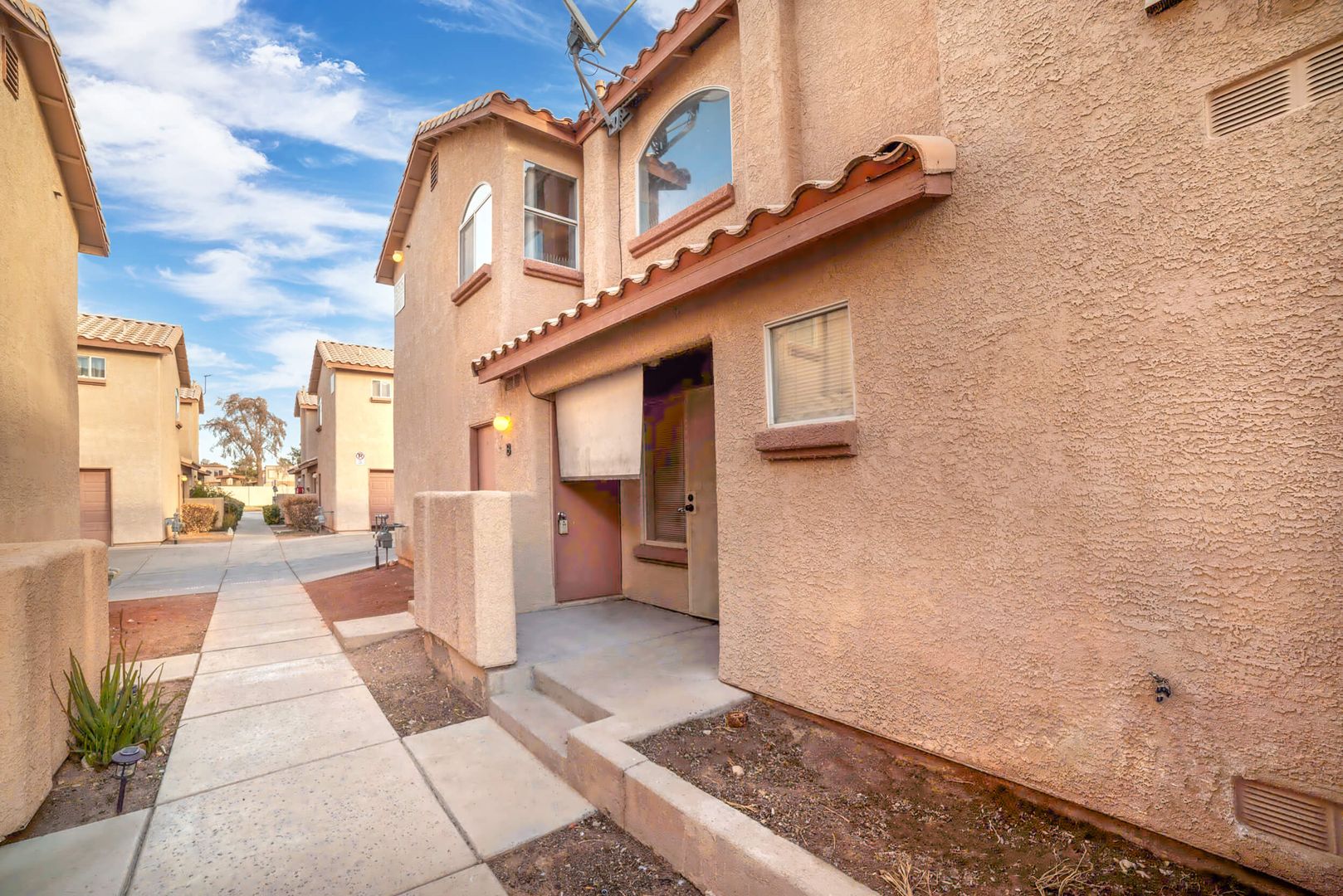 Las Vegas Townhome: 555 Roxella Ln #B