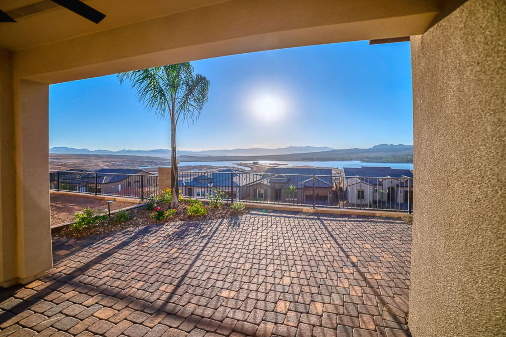 Henderson House: 36 Stone Bluff Ln