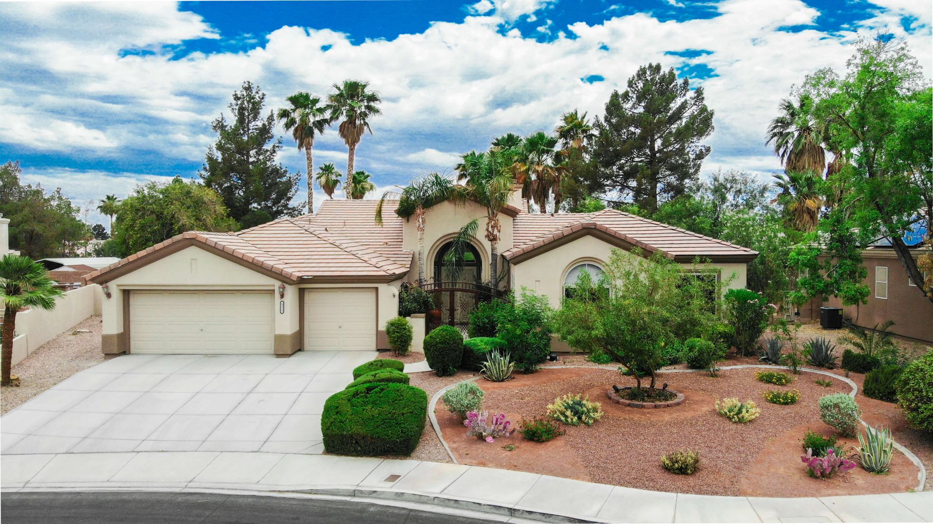 Las Vegas House: 6313 Crestfield Ln