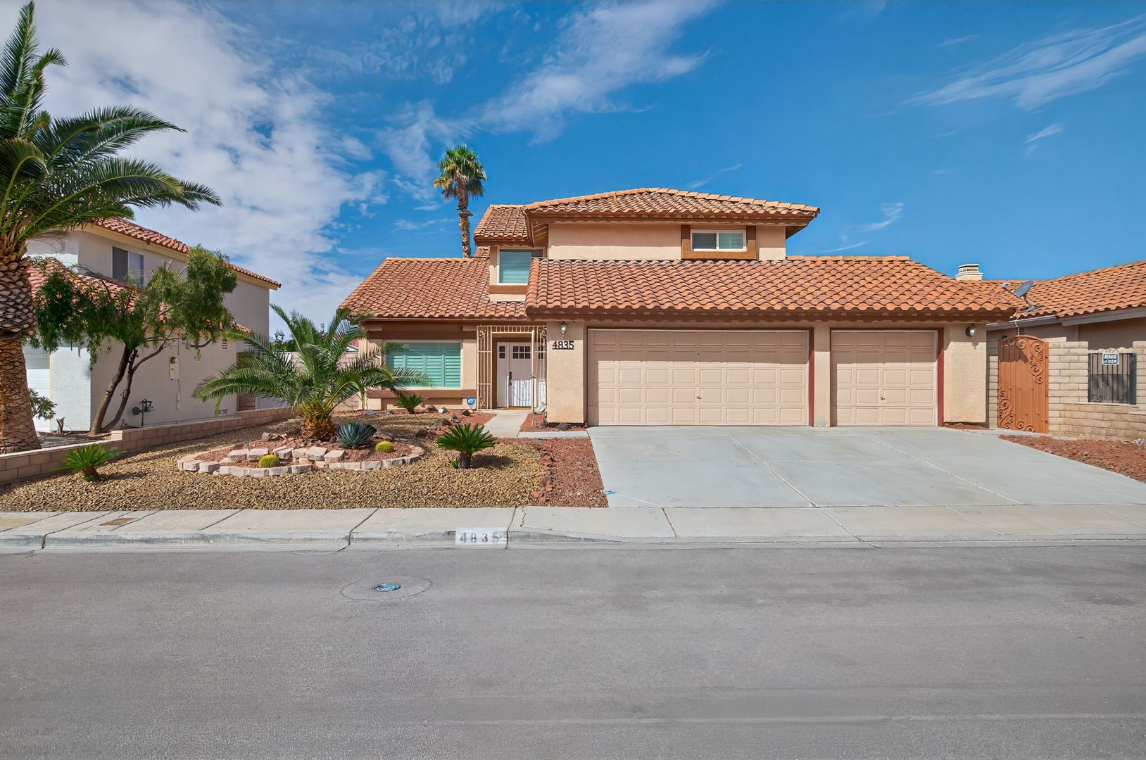 Las Vegas House: 4835 Illustrious St
