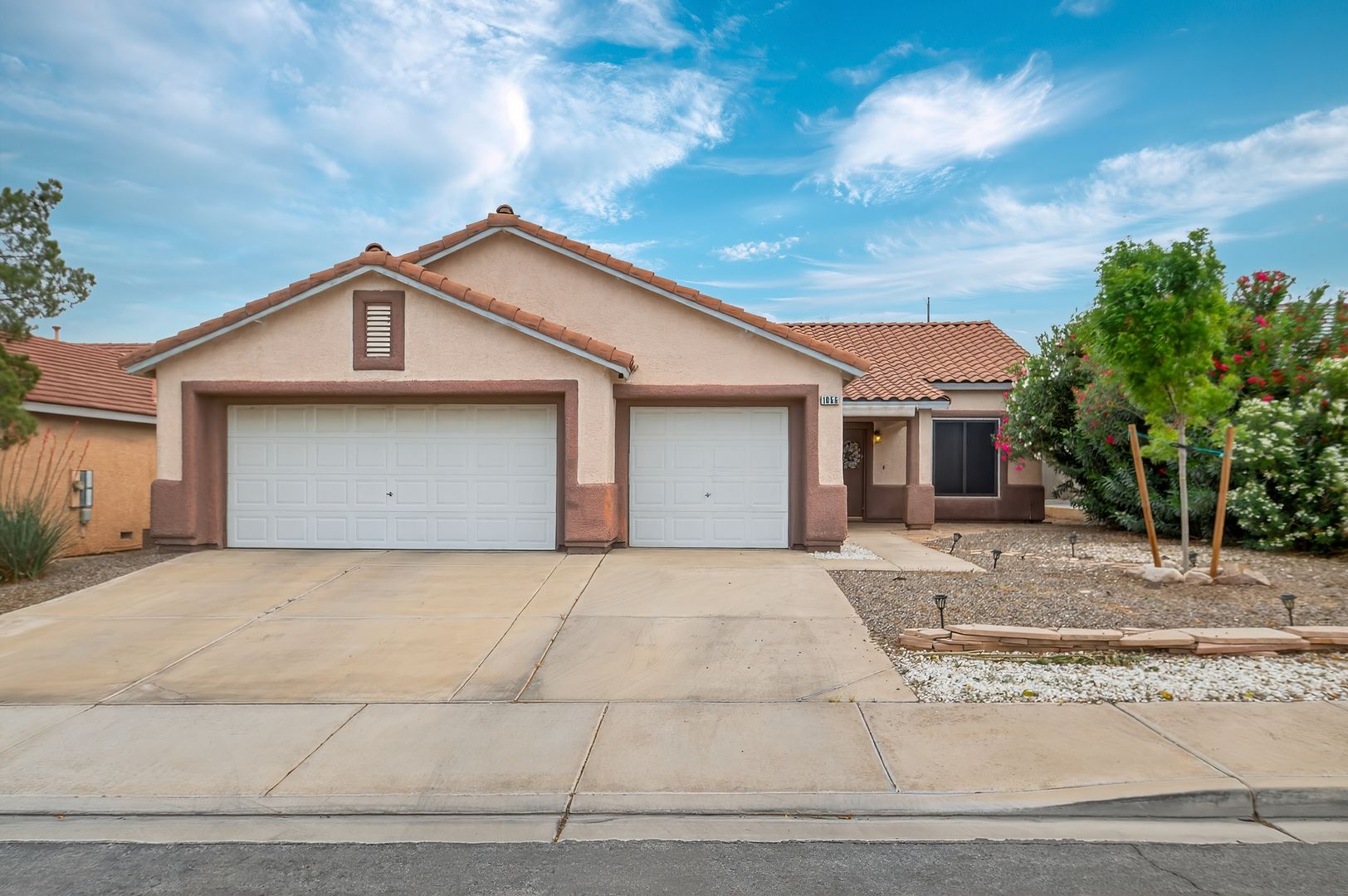 Henderson House: 1056 Kennebunk Cir