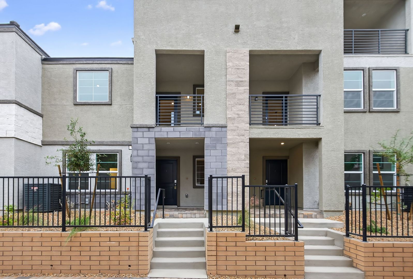 Henderson Townhome: 334 Cymbal Pl