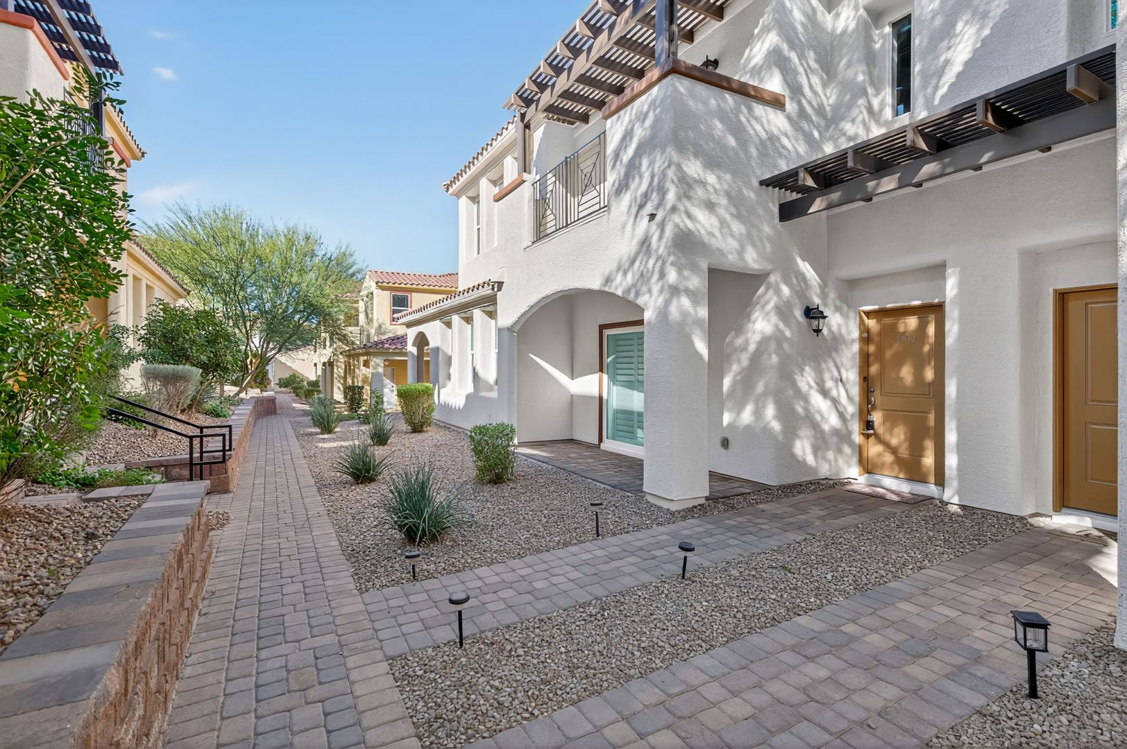 Henderson Townhome: 1032 Via Panfilo Ave