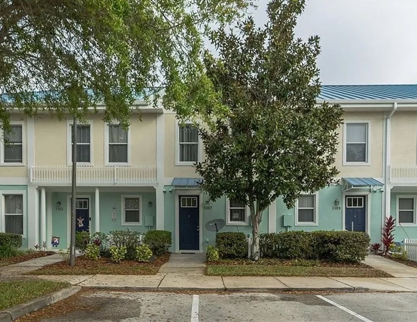 Kissimmee House: 1973 Grand Oak Drive