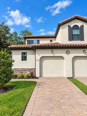 Resort-Style Luxury Townhome with Two Private Suites – Minutes from Disney! – photo 1