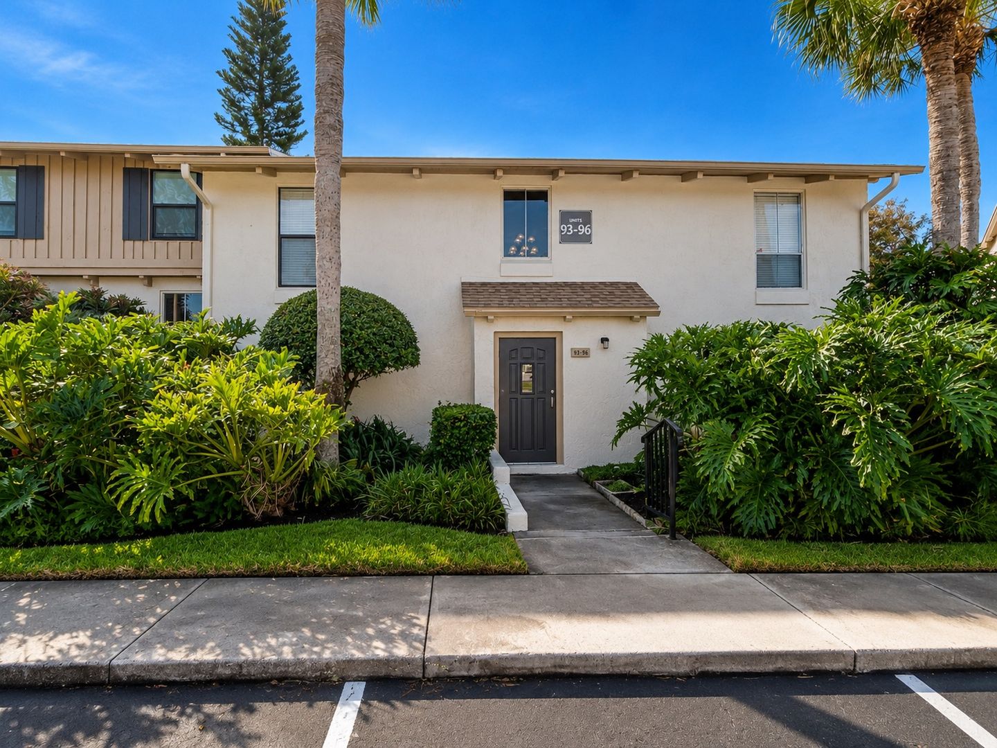 Altamonte Springs House: 200 Maitland Ave #93
