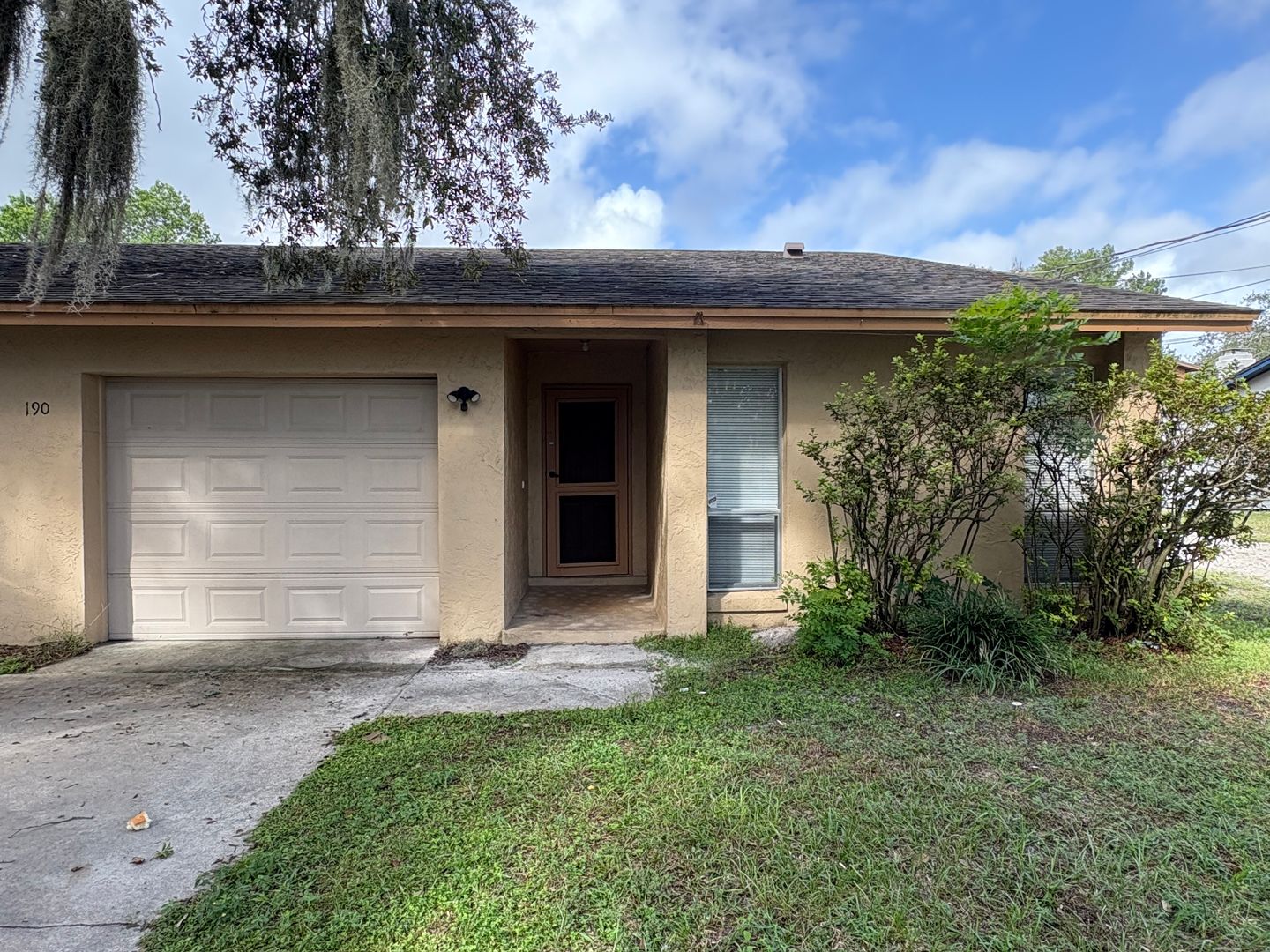 Winter Park House: 190 Kuzmany Rd