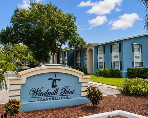 Stylish Condo 2 Beds and 1 Bath Near UCF with Resort-Style Amenities & Screened Patio! – photo 1