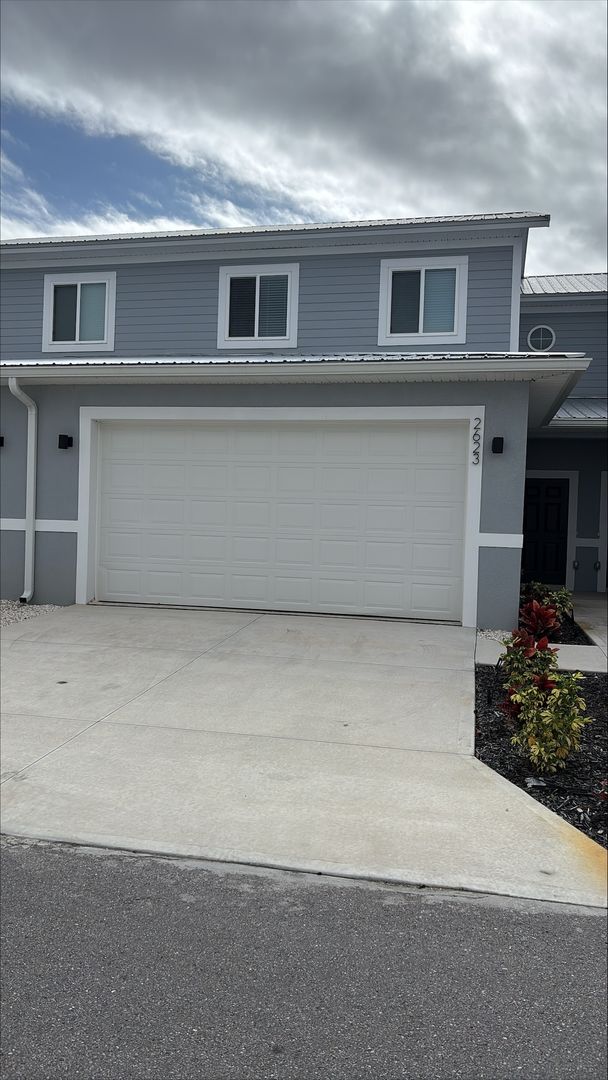 Winter Haven House: 2623 Pine Pl