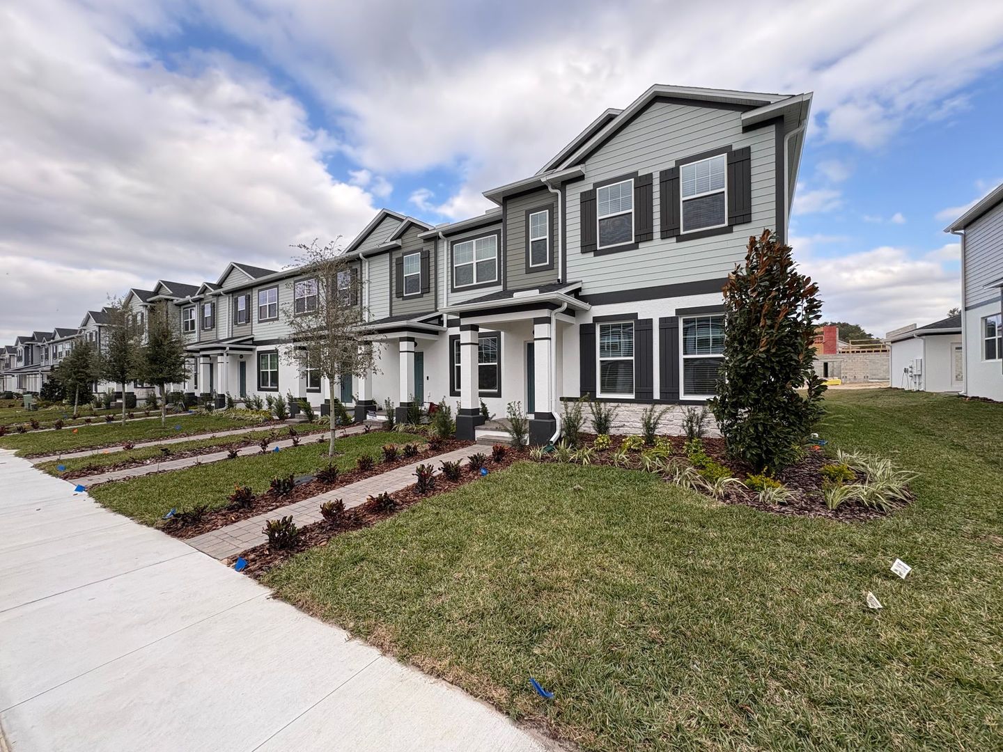 Apopka Townhome: 627 Pothos St