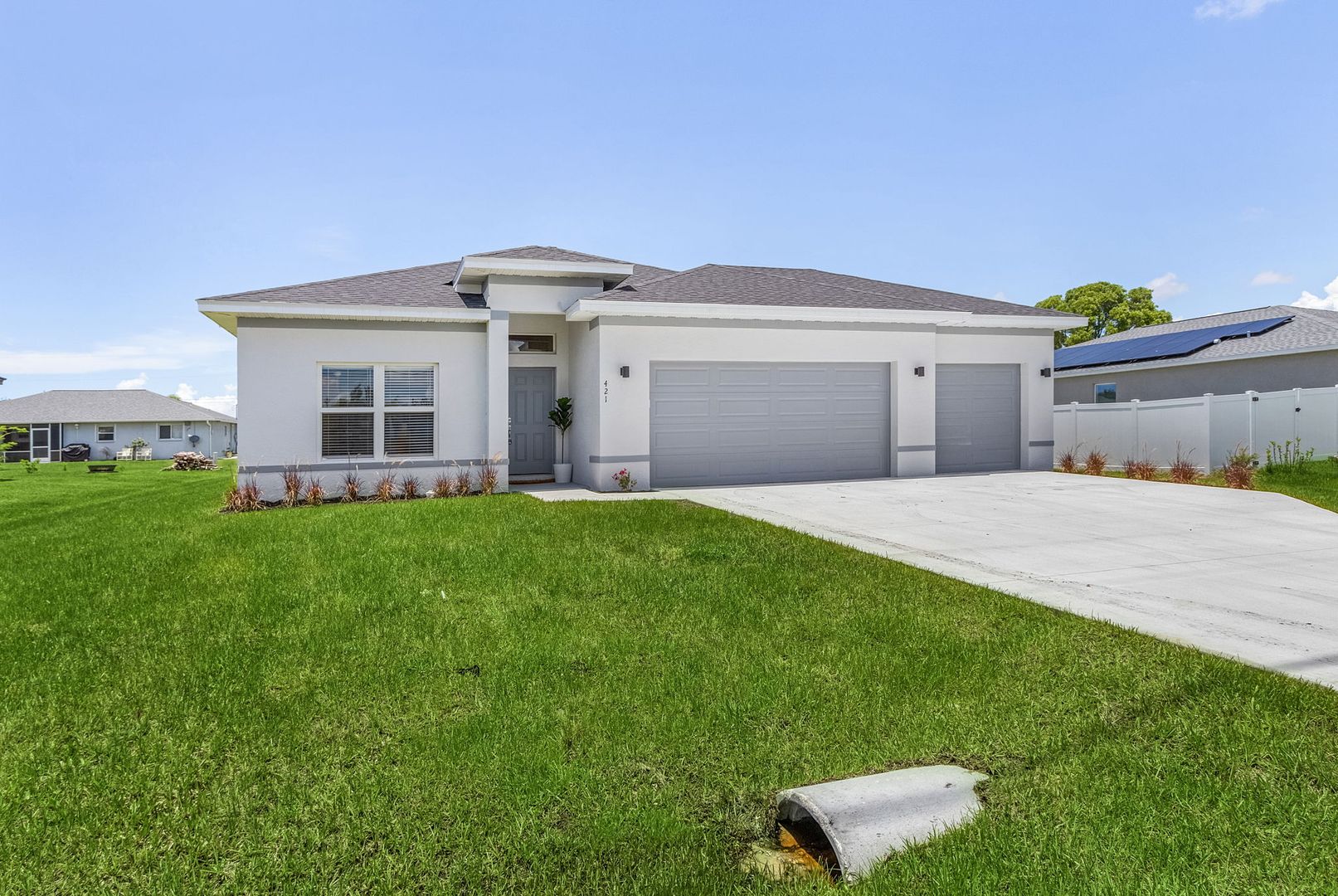 Cape Coral House: 117 NE 7th Terrace