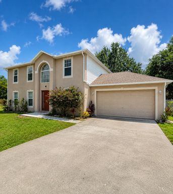 Spacious 4-Bedroom Poinciana Home with Brand-New Upgrades & Room to Spare! – photo 1