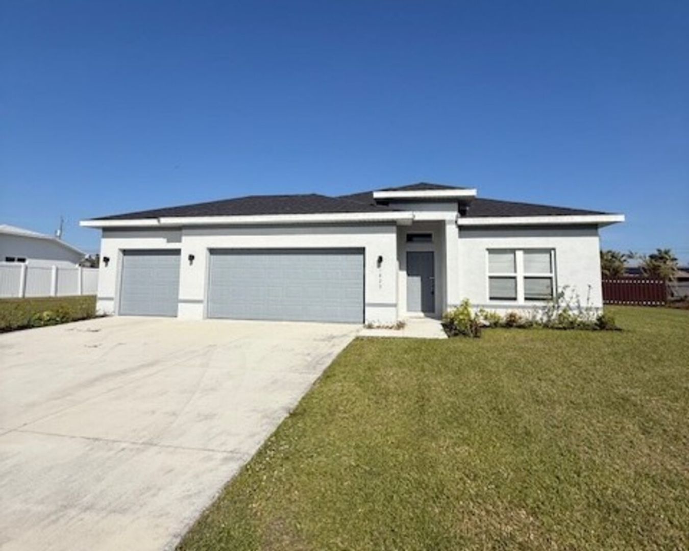 Cape Coral House: 1823 NE 2nd Terrace