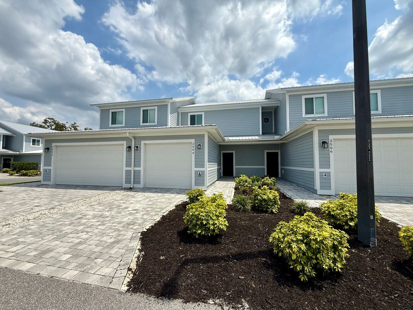 Winter Haven House: 2430 Willow Way