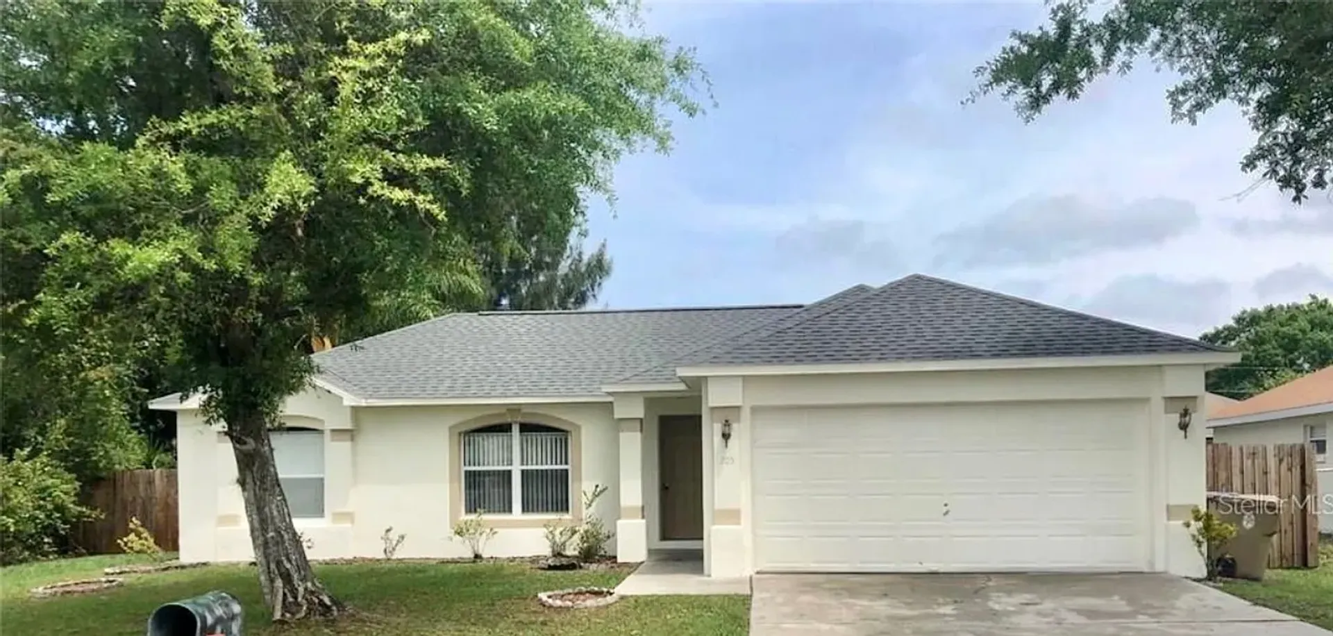 Kissimmee House: 205 Churchill Court