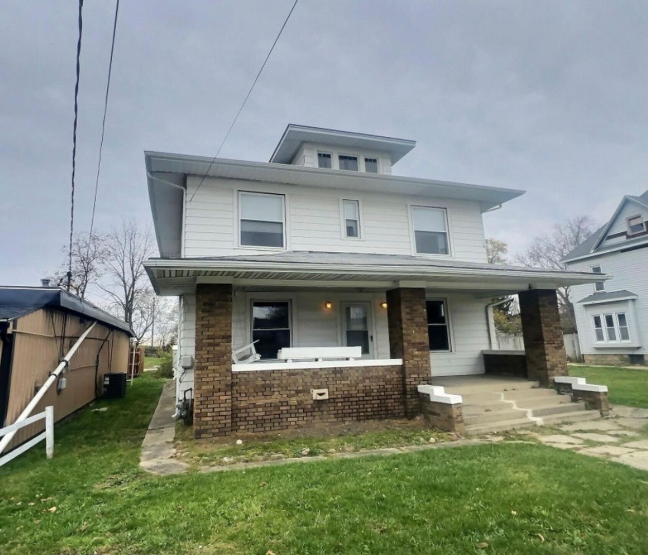 Muncie Apartment: 1325 S Hoyt Avenue