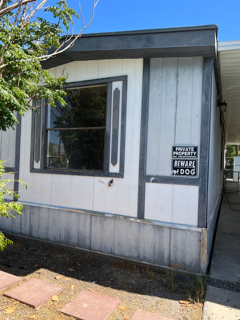 Bullhead City House: 2080 Sweet Water Dr