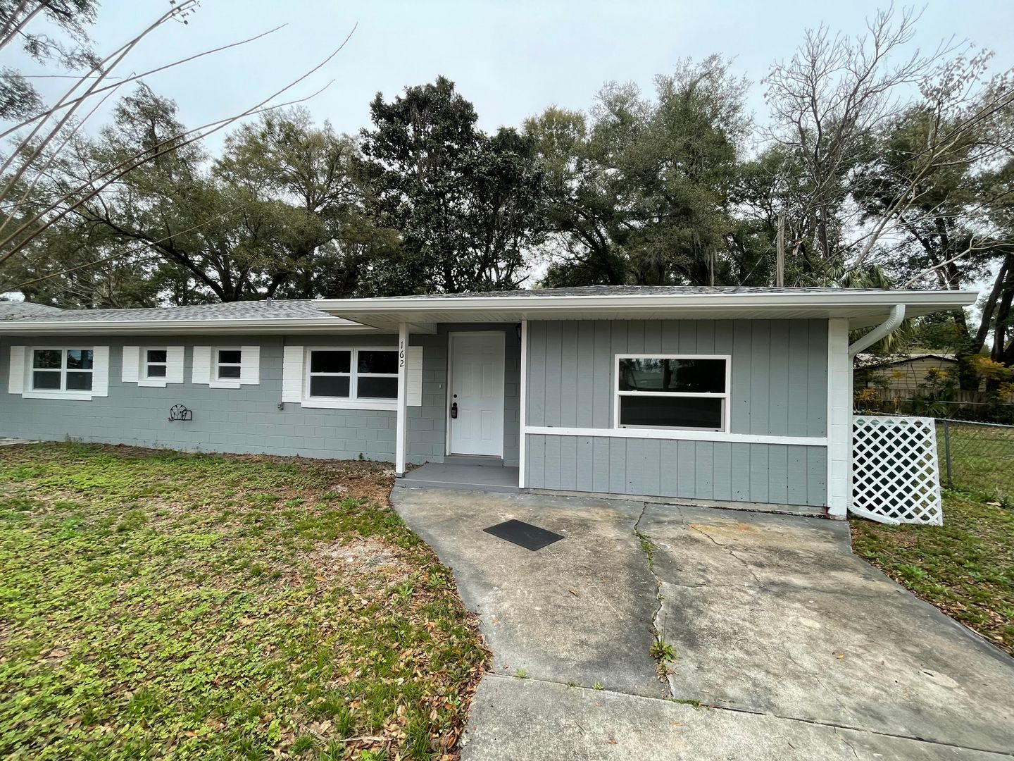 Lake Helen House: 162 Water St.