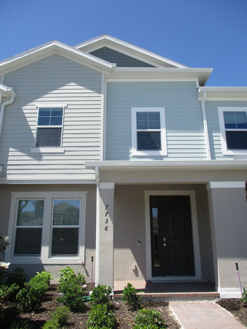 Winter Garden House: 7736 Bowery Drive