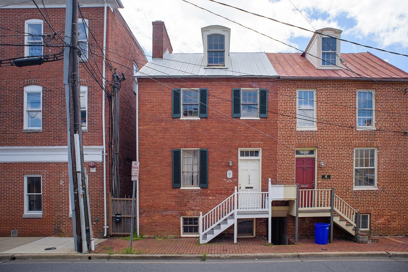 123 Cathedral Street