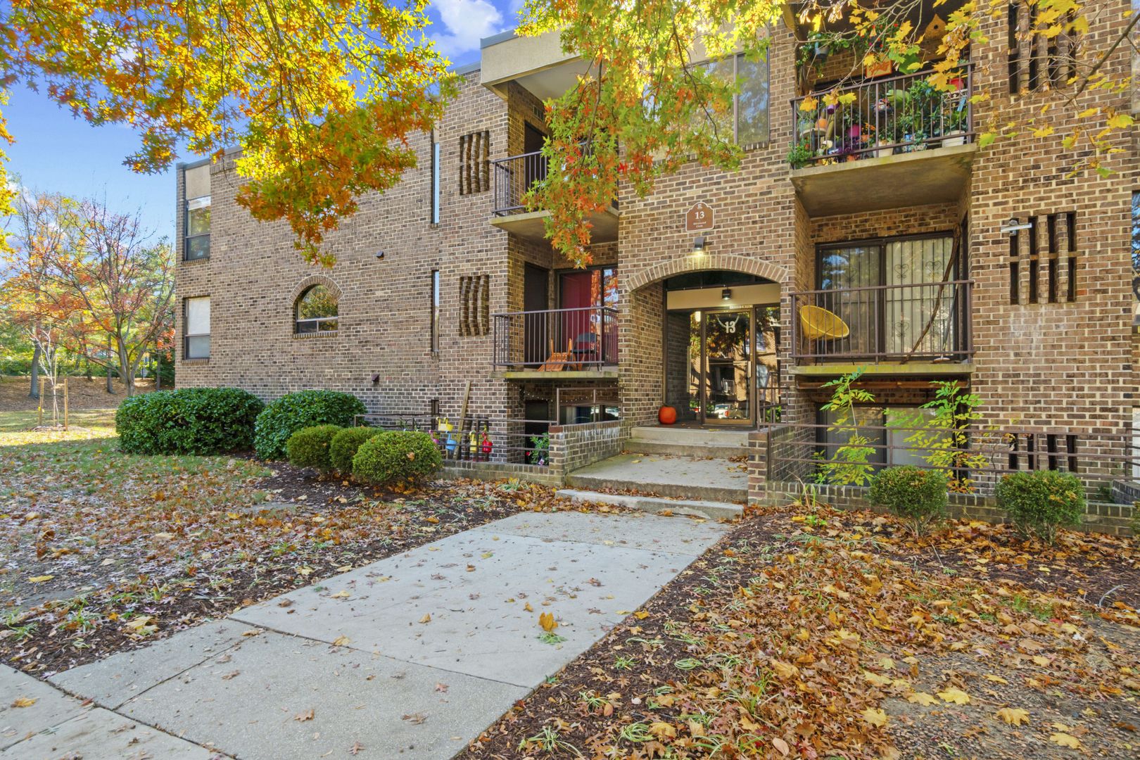 Annapolis Condo: 13 Silverwood Circle #2