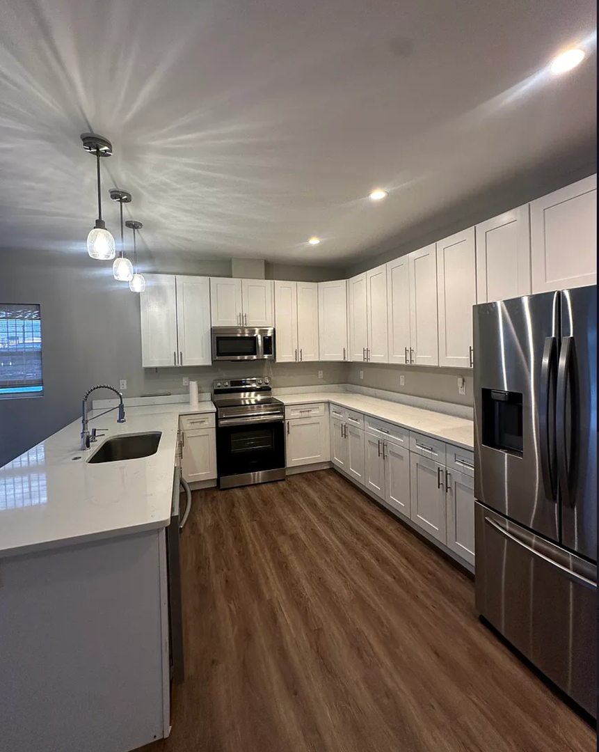 Cleveland Apartment: 4609-4607 Lorain Ave