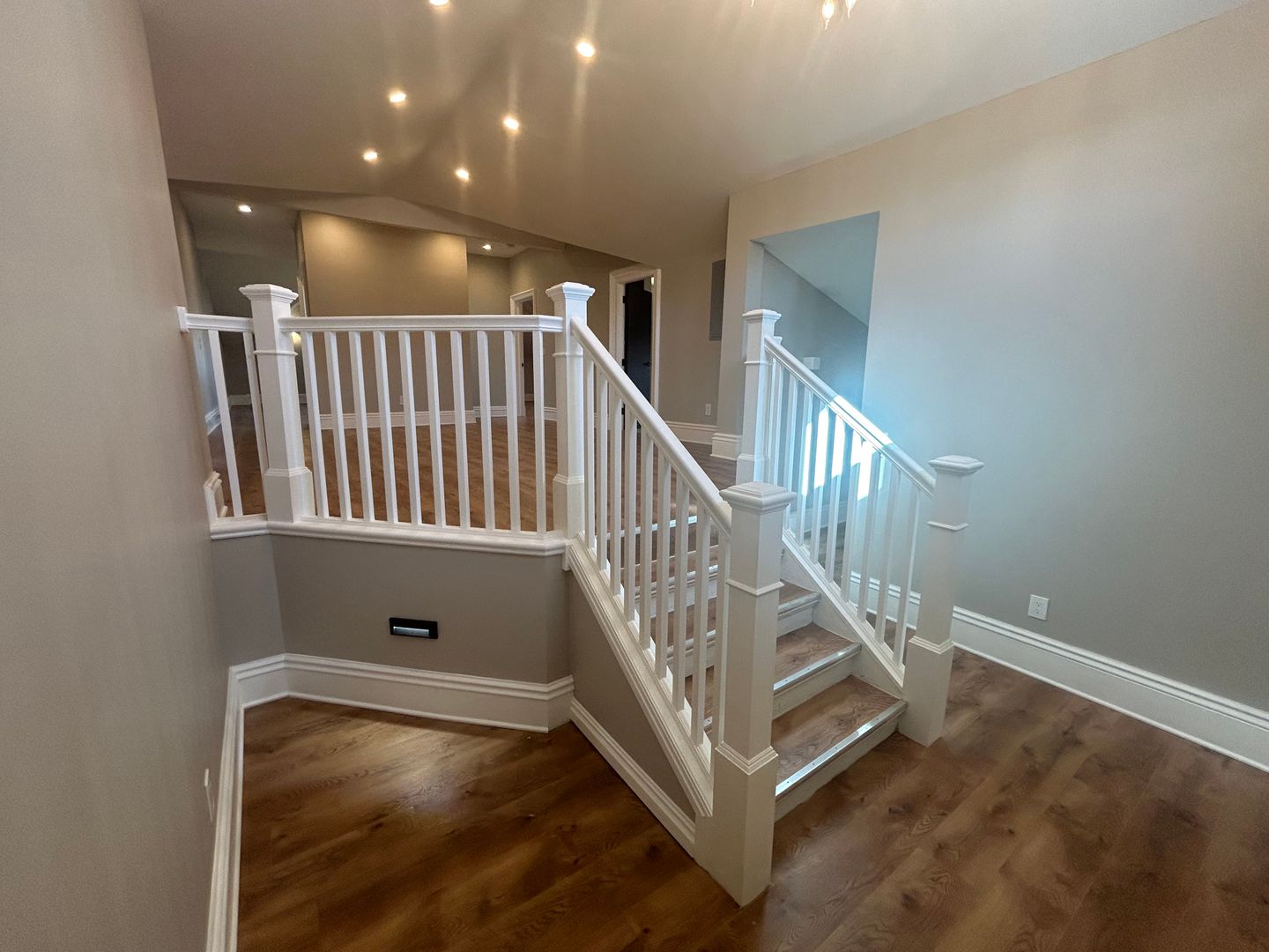 3805 Franklin 9 of 71