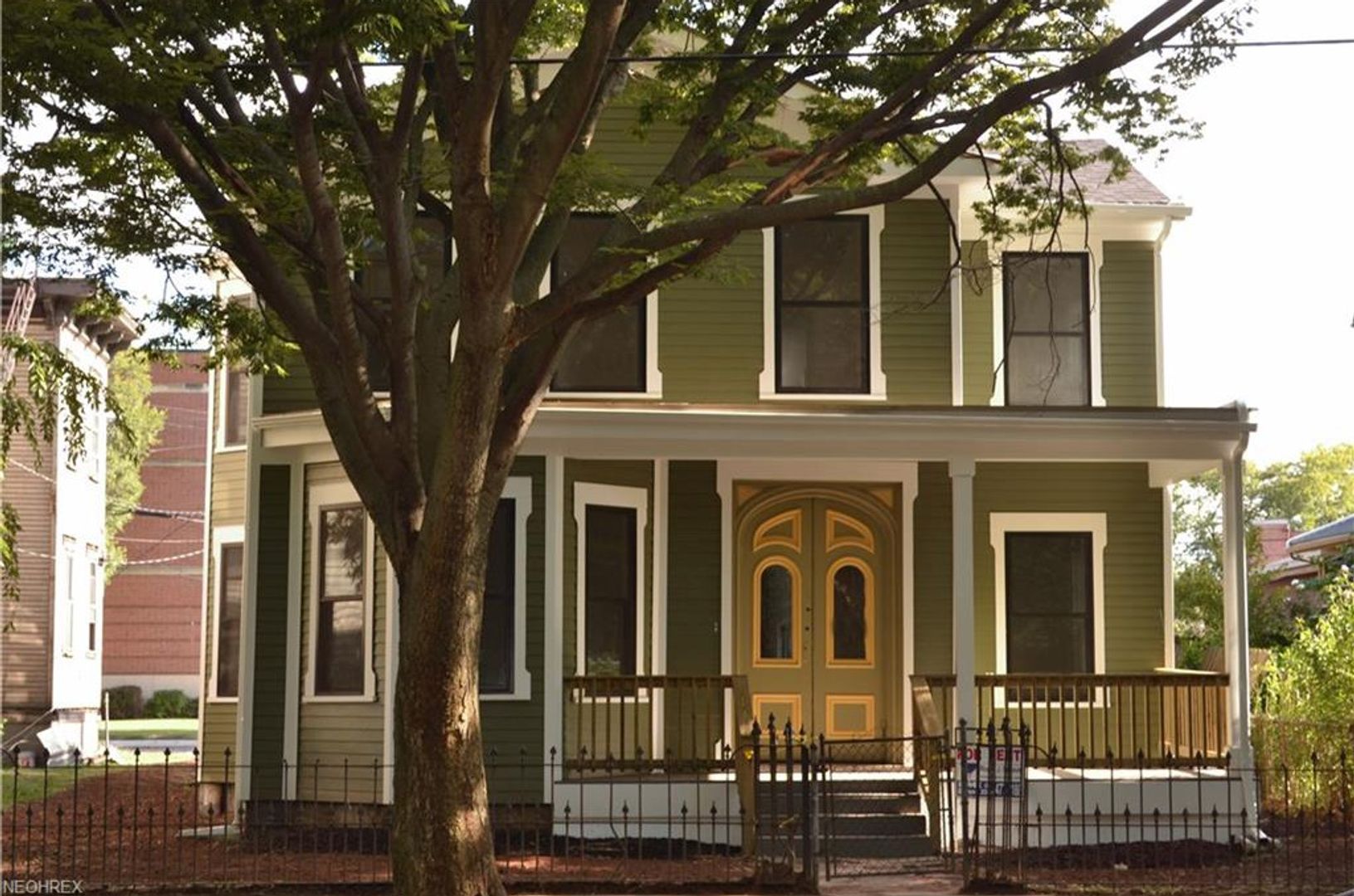 Cleveland Apartment: 3811 Franklin Blvd