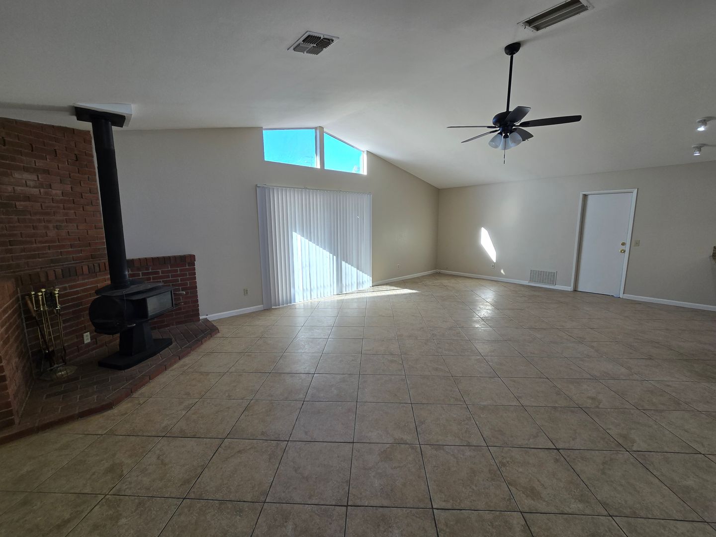 Yucca Valley House: 56695 Kalan Court