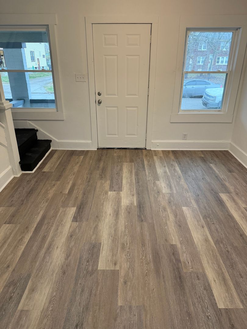 Indianapolis Apartment: 310 Dequincy Street