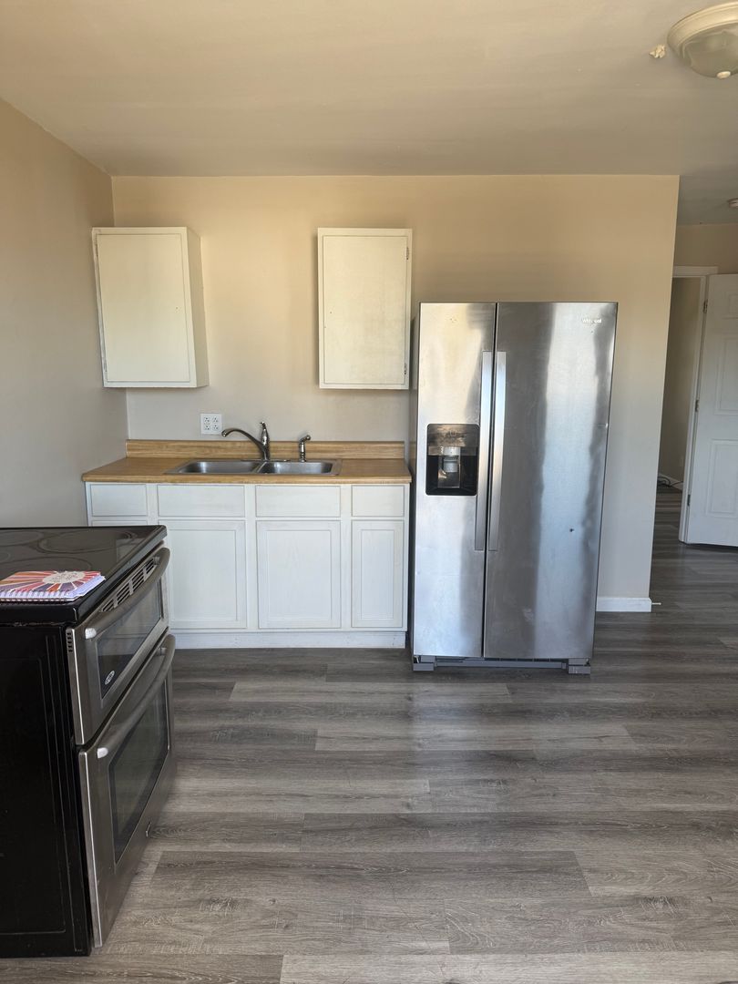 Muncie Apartment: 1517 South Walnut Street