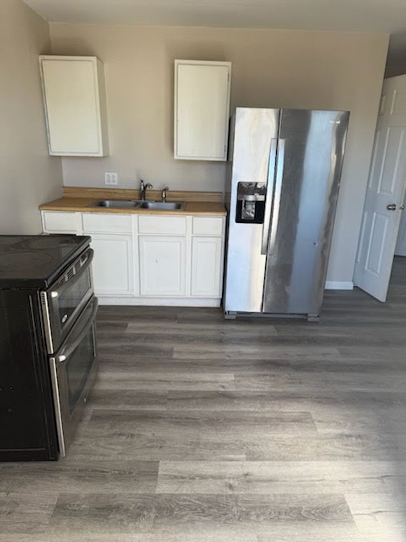 Muncie Apartment: 1517 South Walnut Street