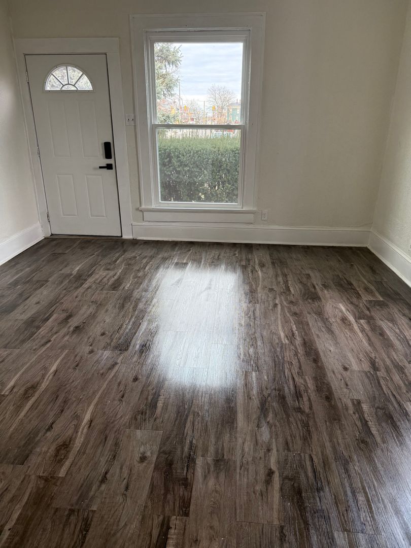 Anderson Apartment: 131 West 13th Street