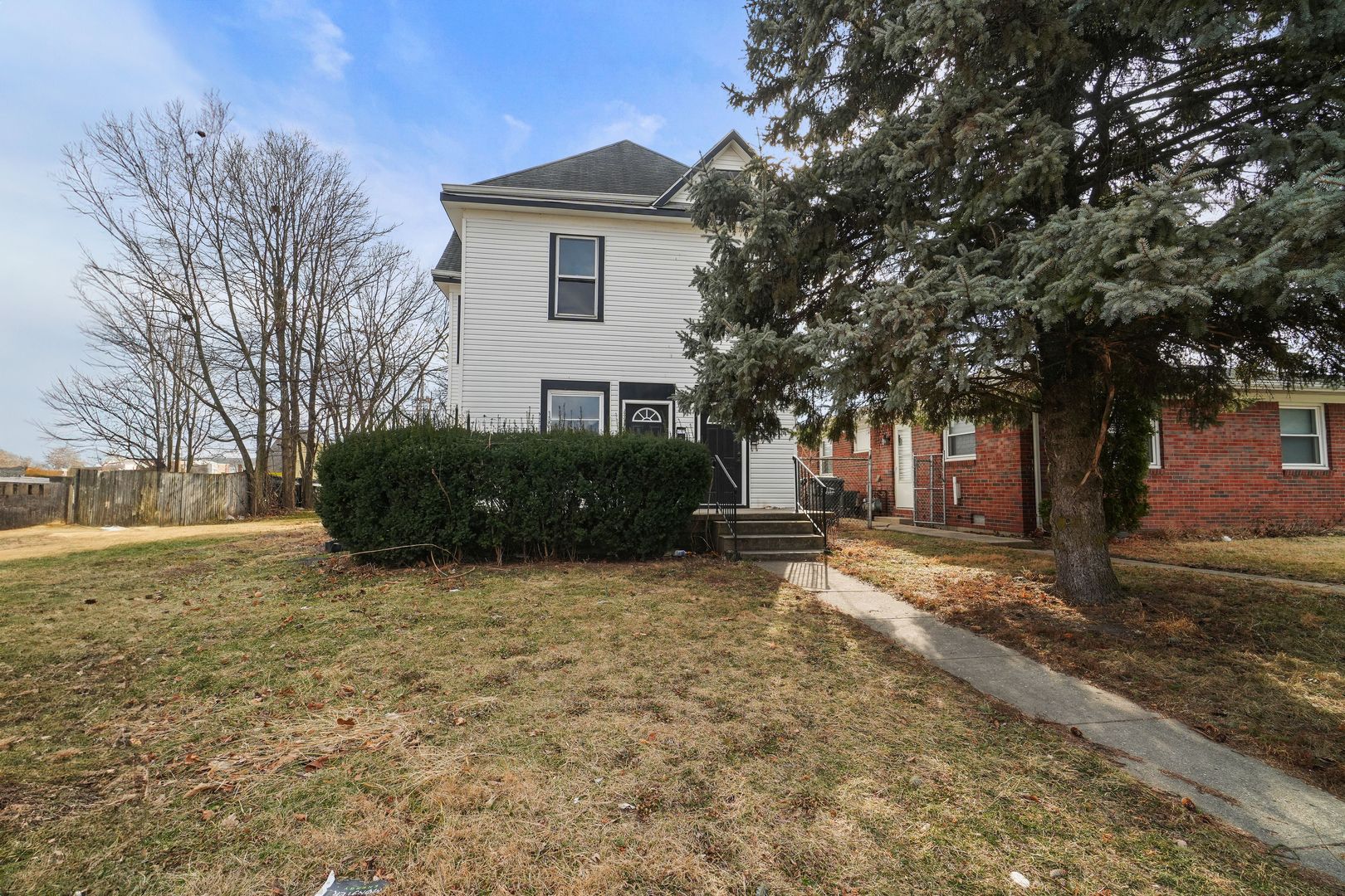 Anderson Apartment: 131 West 13th Street