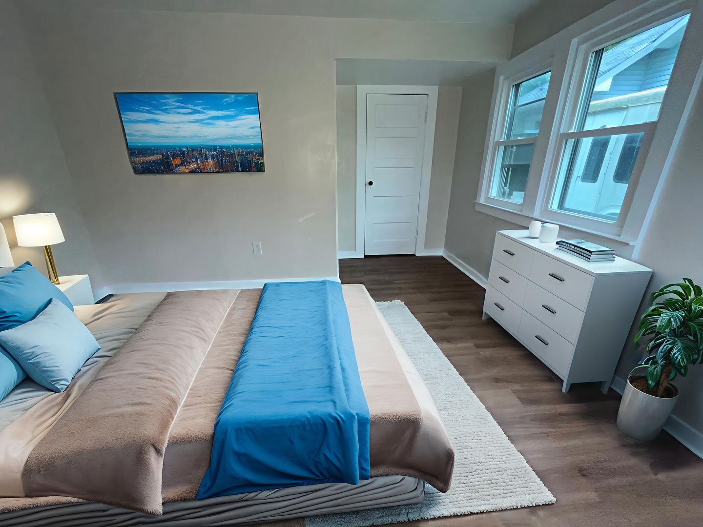 Anderson Apartment: 908 Walnut Street