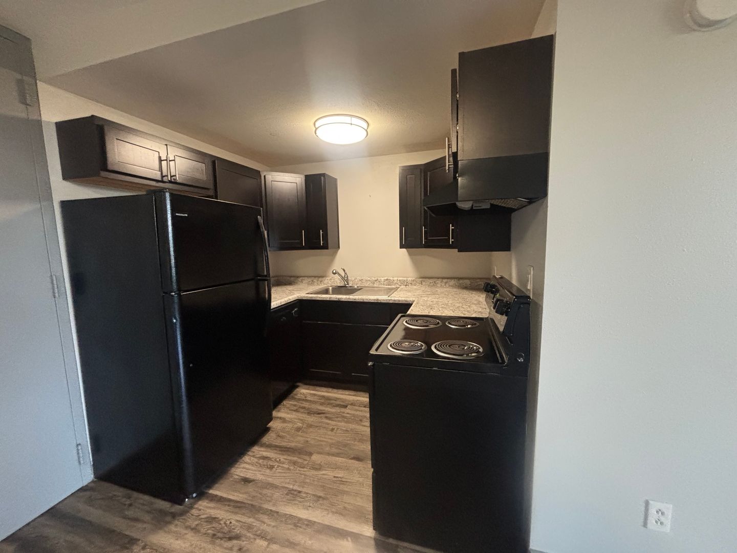 Des Moines Apartment: 2270 Bell Ave