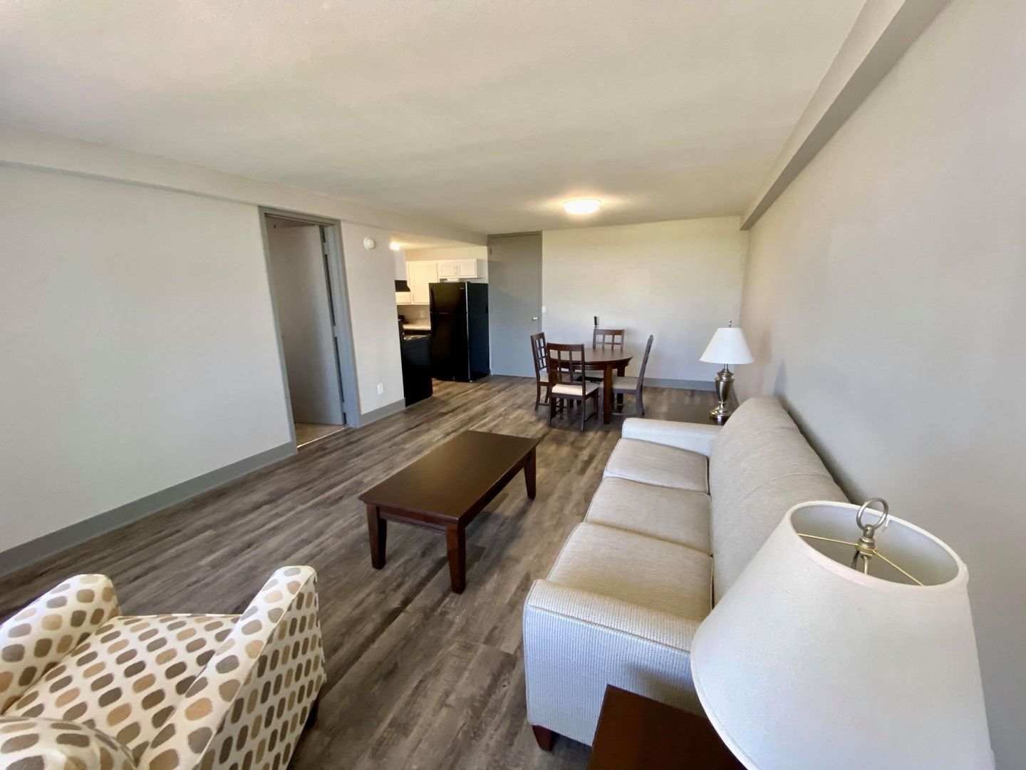 Des Moines Apartment: 2270 Bell Ave