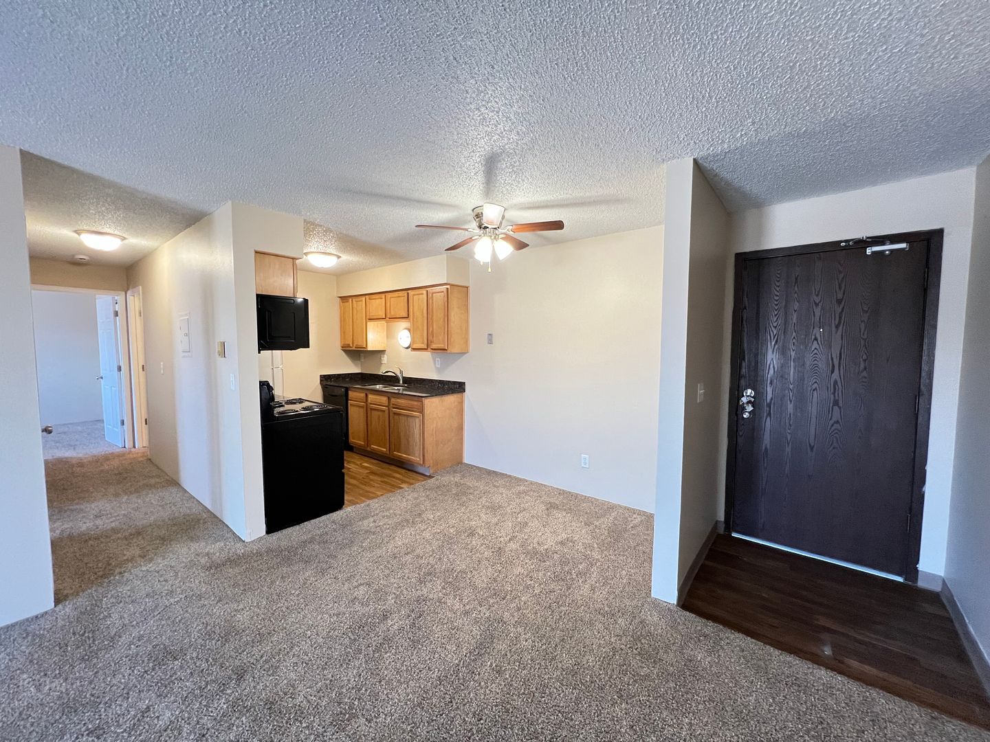 Waukee Apartment: 395 4th Street