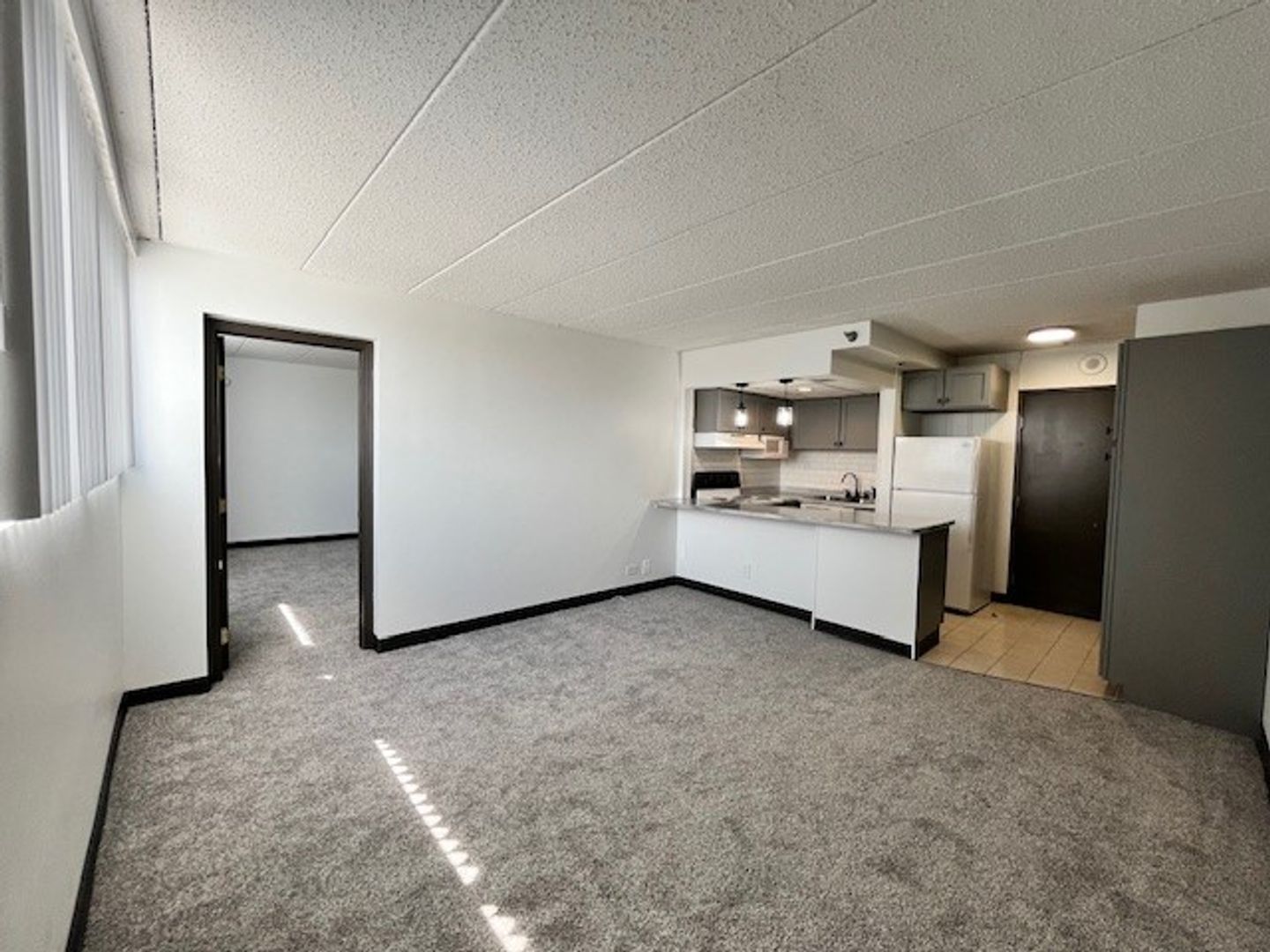 Clive Apartment: 11040 Hickman Road