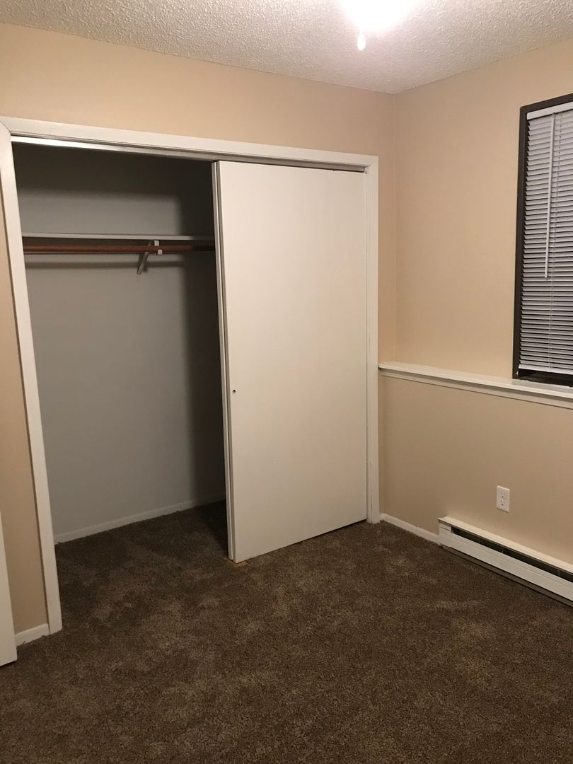 Waukee Apartment: 395 4th Street