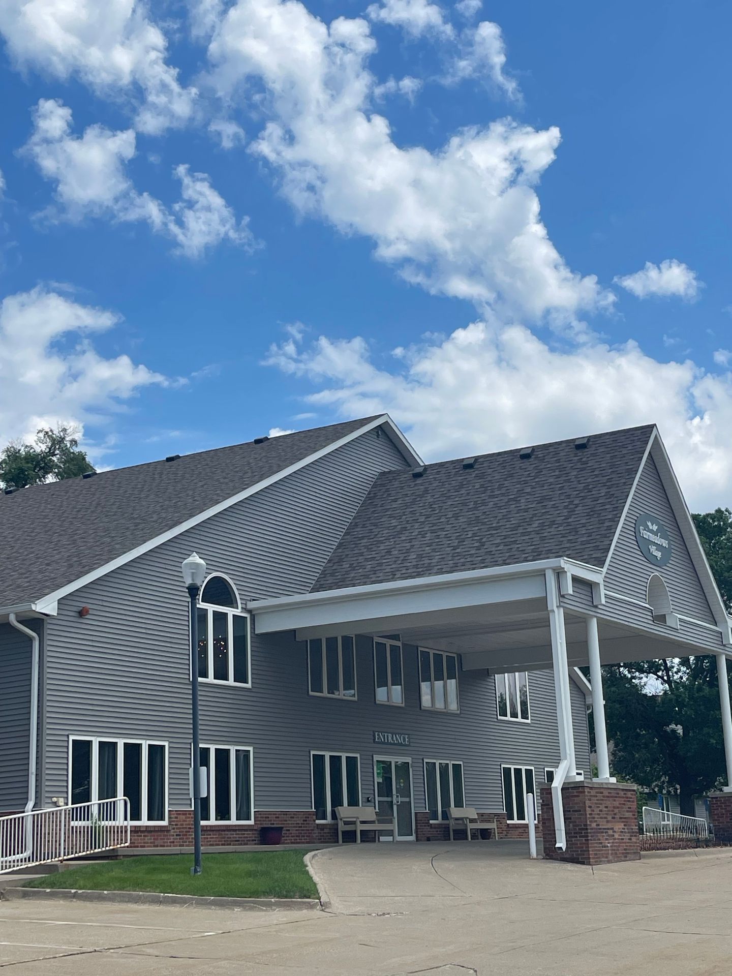 West Des Moines Apartment: 2625 Vine Street
