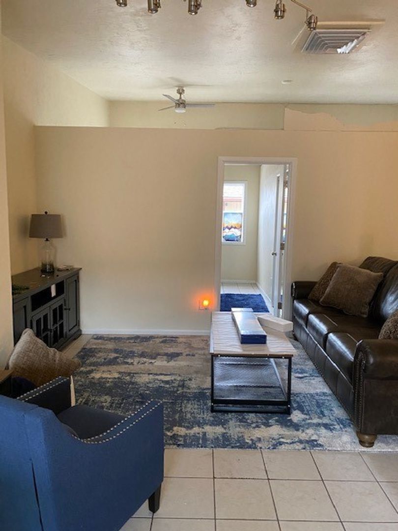 Rifle House: 234 Railroad Avenue