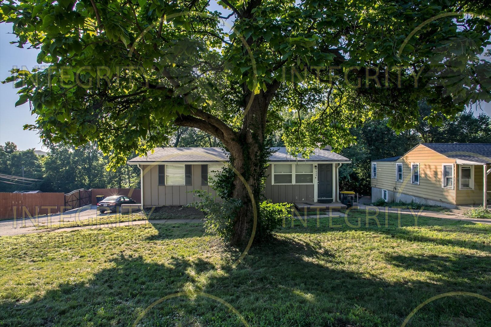 Kansas City House: 4809 Farley Avenue