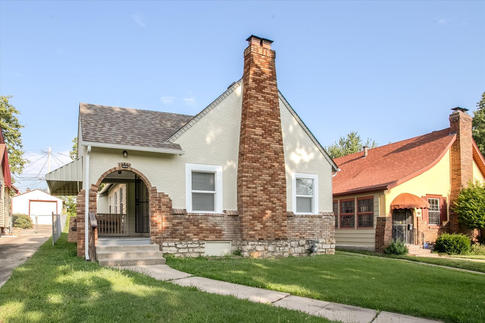 Kansas City House: 6210 Agnes Ave