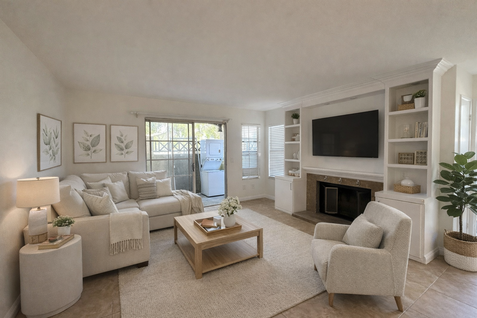 Chula Vista Condo: 719 Brookstone Rd. #104