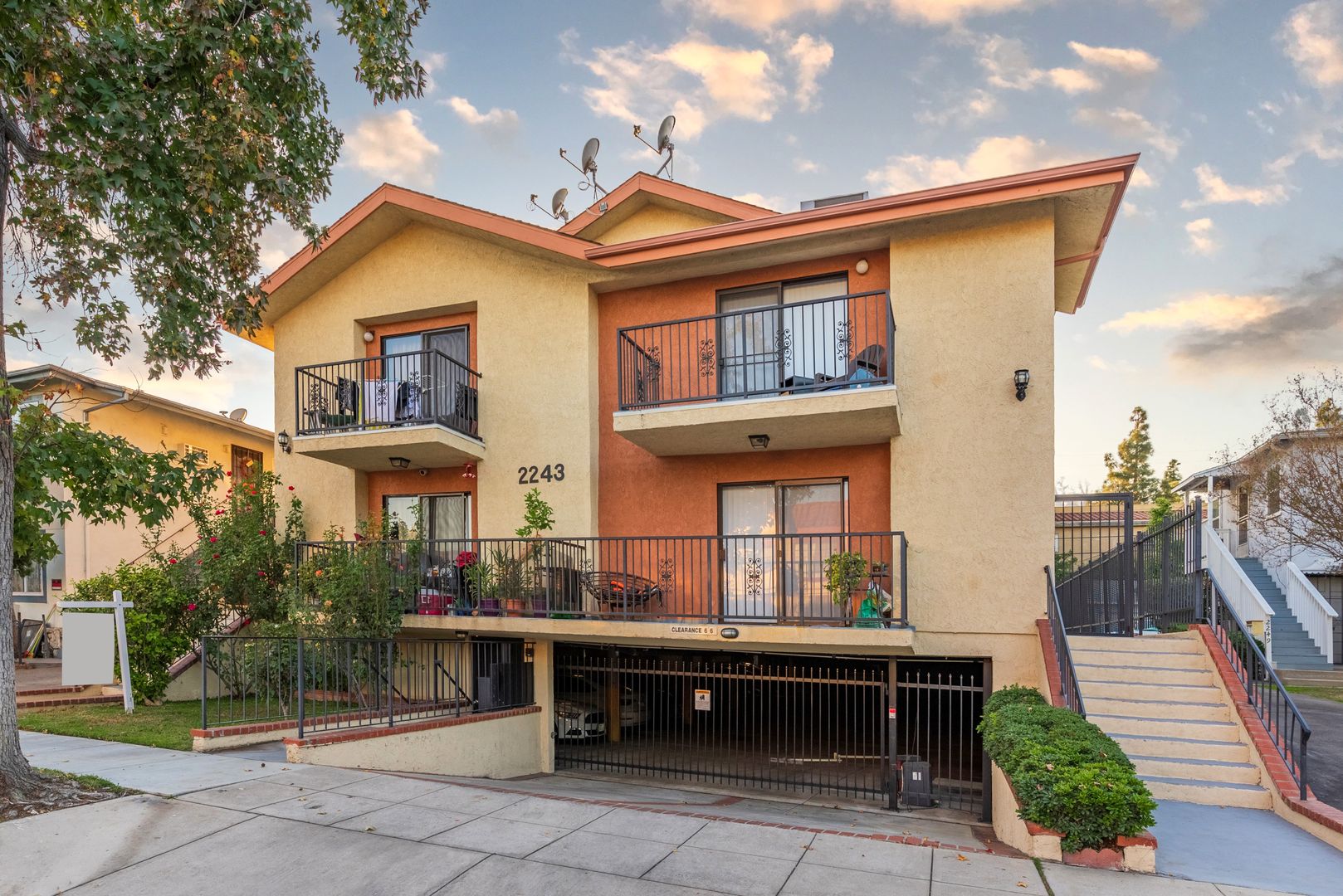 Burbank Apartment: 2243 N. Catalina Street