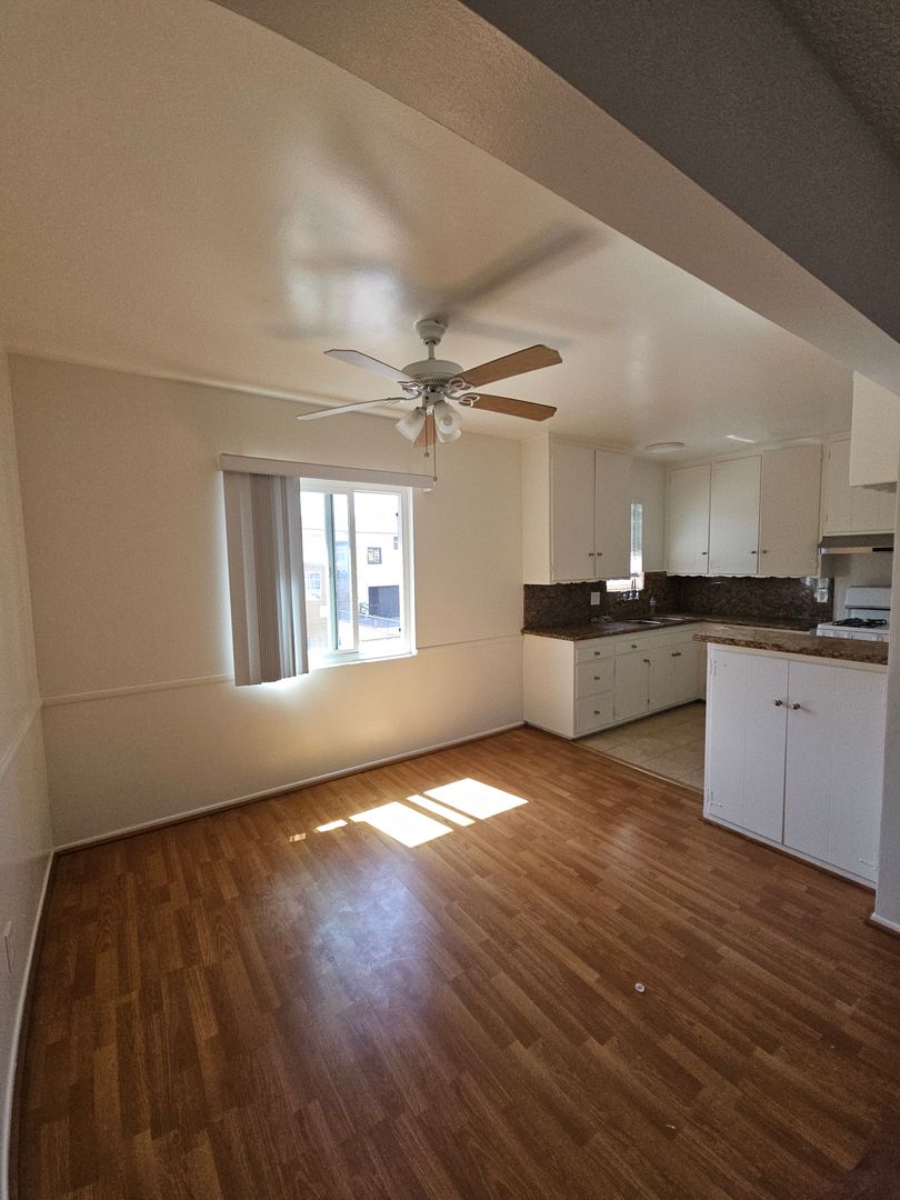 Glendale Apartment: 217 S. Jackson Street
